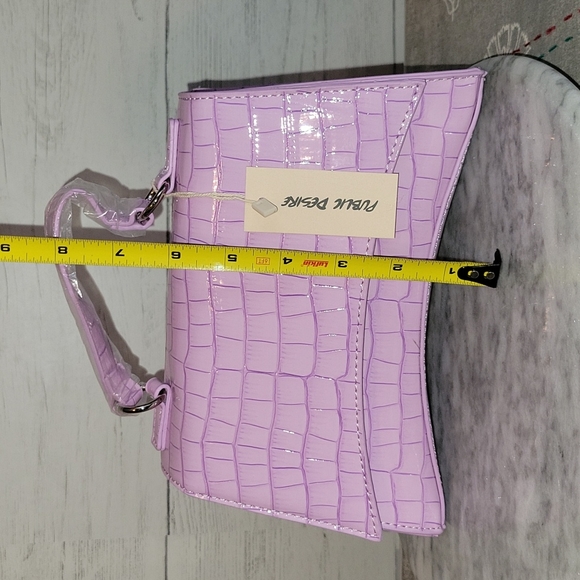 LAST ONE! | NWT | Public Desire x Dolls Kill Remmy Lilac Croc Handbag - Picture 10 of 11